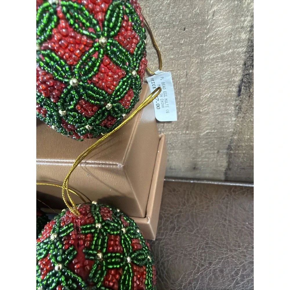 Lot 4 Vtg Hand Beaded Seed Bead Egg Christmas Tree Ornaments Red Green Geometric